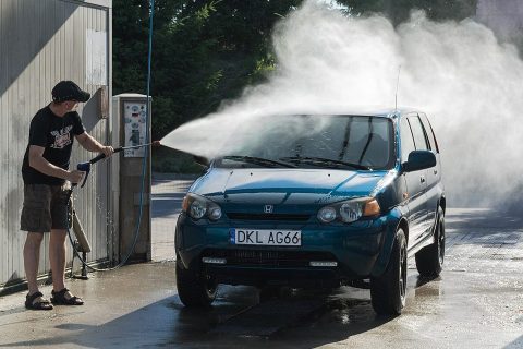 Мойка авто — иллюстрация