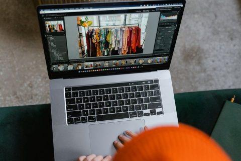 Комп'ютери та ноутбуки — ілюстрація