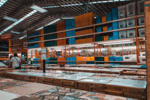 Господарські товари — ілюстрація
