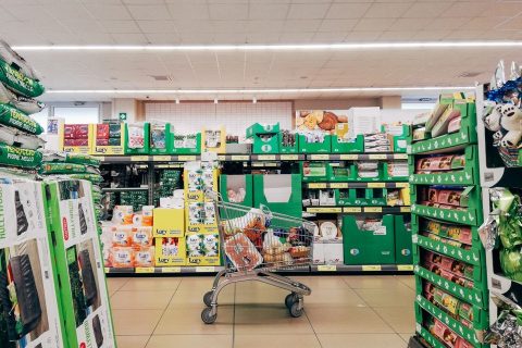 Супермаркеты — иллюстрация